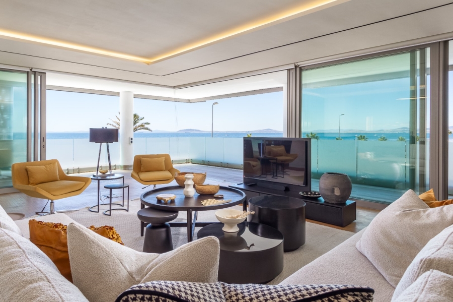 To Let 3 Bedroom Property for Rent in Mouille Point Western Cape